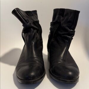 Badura black leather ankle boots with a low block heel Fleece lined EU37/US6.5